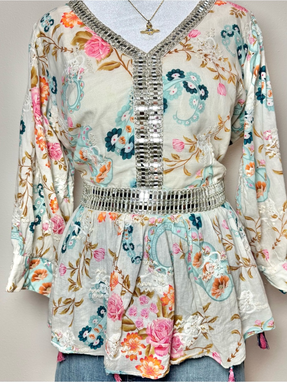 Embellished Floral Beige Embroidered Boho Western Women’s 2X Peplum Top